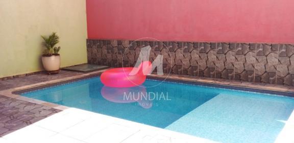 23 - Piscina