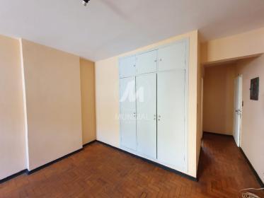 3 - Dormitorio