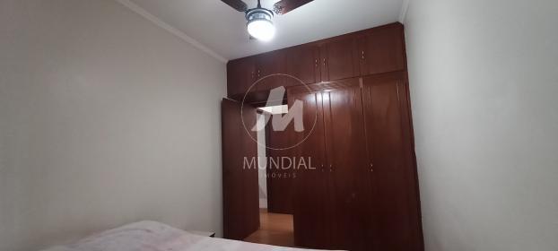 12 - Dormitorio