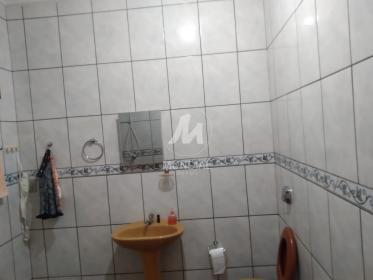 6 - Banheiro/lavabo