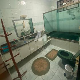 8 - Banheiro/lavabo