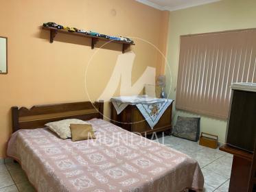 12 - Dormitorio