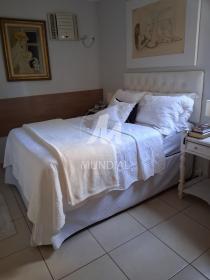 12 - Dormitorio