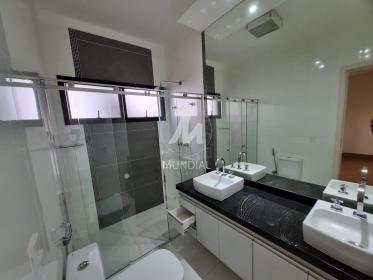 8 - Suite