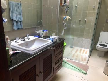 15 - Banheiro/lavabo