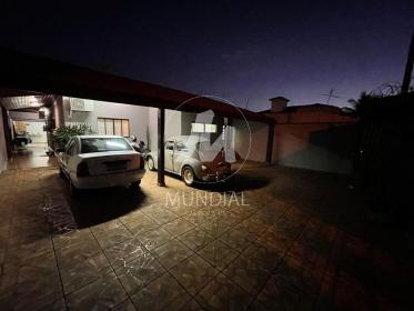 3 - Garagem/estacionamento
