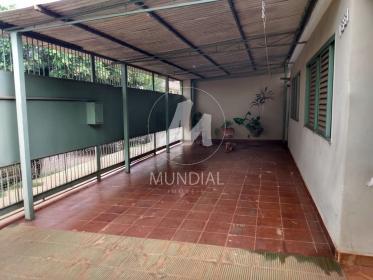 3 - Garagem/estacionamento