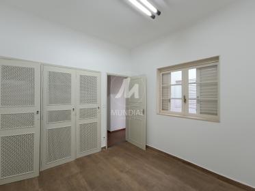 13 - Dormitorio
