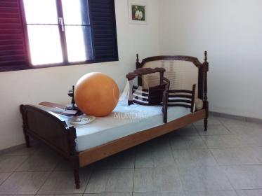 21 - Dormitorio