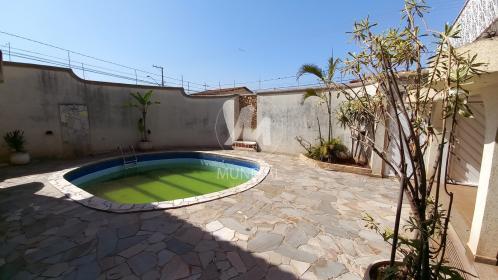 31 - Piscina