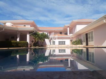 24 - Piscina