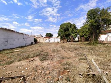 2 - Terreno/Lote