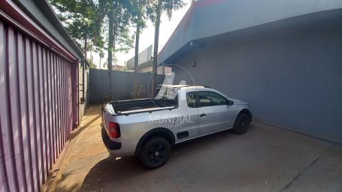 3 - Garagem/estacionamento