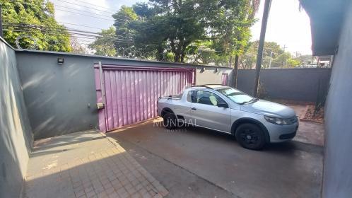 4 - Garagem/estacionamento
