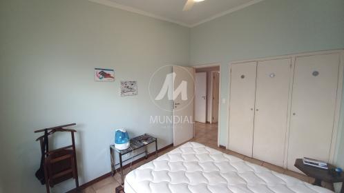 25 - Dormitorio