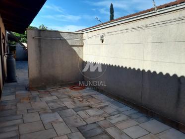 18 - Quintal/corredores