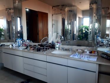 28 - Banheiro/lavabo