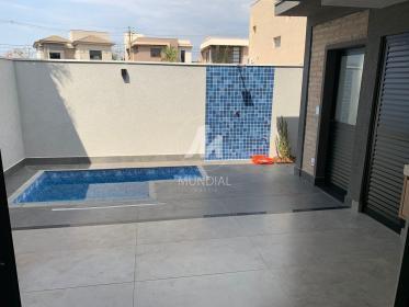 17 - Piscina
