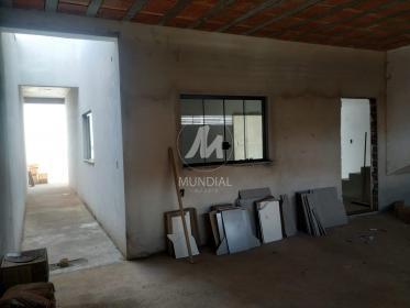 4 - Garagem/estacionamento