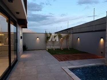 18 - Quintal/corredores