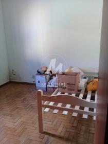 8 - Dormitorio