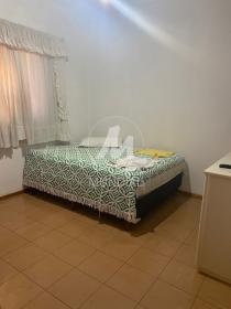 14 - Dormitorio