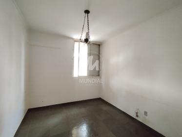 12 - Dormitorio