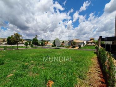 4 - Terreno/Lote