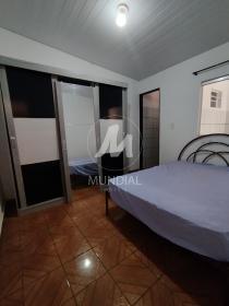 18 - Dormitorio