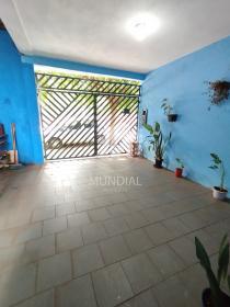 2 - Garagem/estacionamento