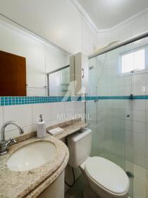 8 - Banheiro/lavabo