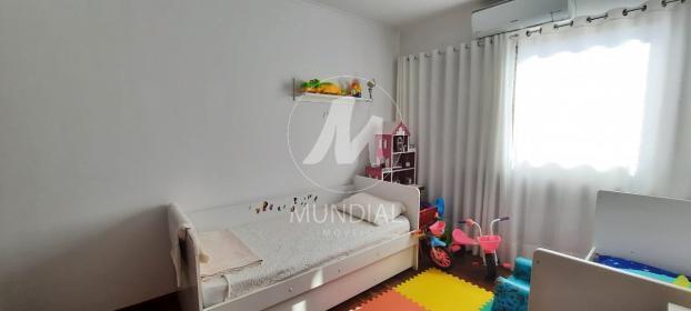 23 - Dormitorio