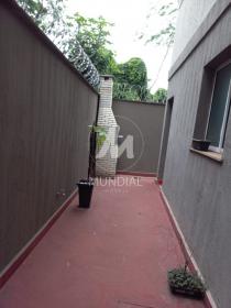 11 - Quintal/corredores