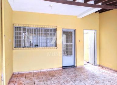 2 - Garagem/estacionamento