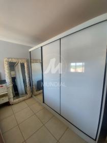 17 - Dormitorio