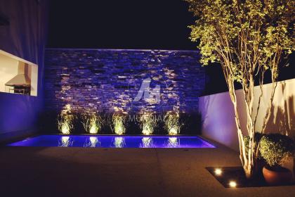 10 - Piscina