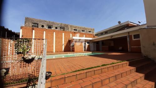 31 - Piscina