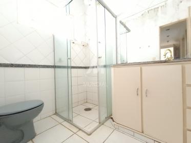 13 - Banheiro/lavabo