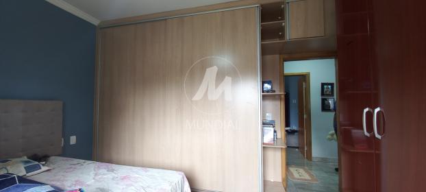 11 - Dormitorio