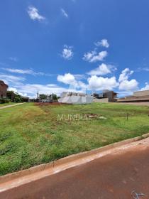 4 - Terreno/Lote