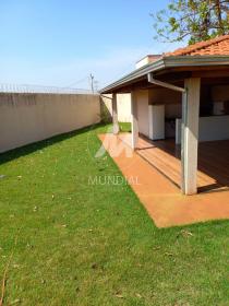 9 - Quintal/corredores