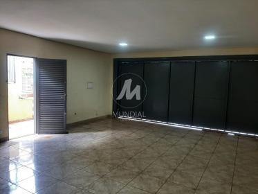 23 - Garagem/estacionamento