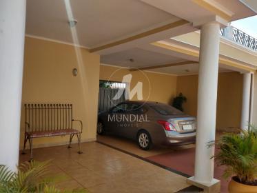 18 - Garagem/estacionamento