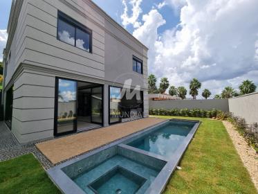 8 - Piscina