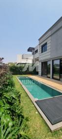 33 - Piscina
