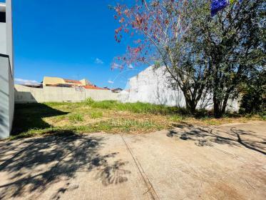 2 - Terreno/Lote