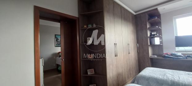 15 - Suite