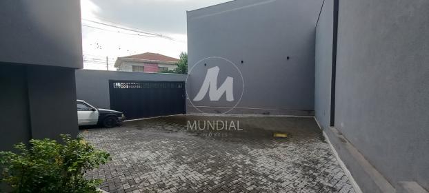 21 - Garagem/estacionamento