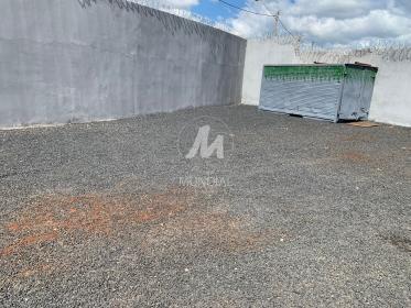 7 - Quintal/corredores
