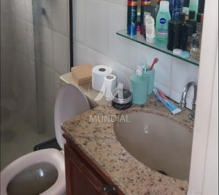 13 - Banheiro/lavabo